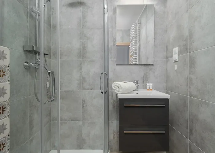 Cozy&modern Rogowska By Renters *