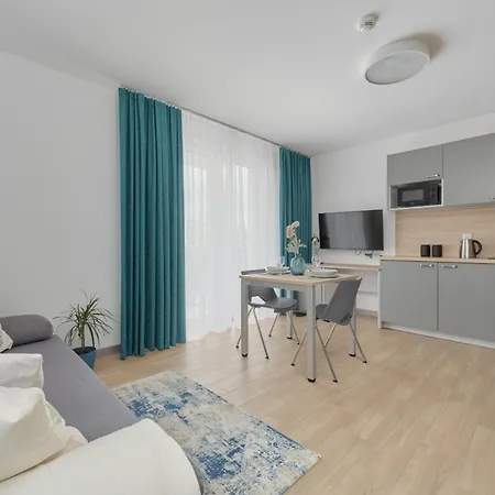Cozy & Modern Rogowska By Renters *